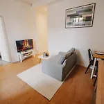 L'ecrin Pyrénéen - Neuf - 2p - Proche Gare Et Centre *